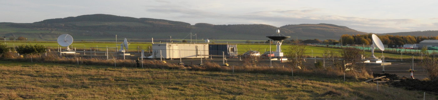 Photo of 4 antennas on the Errol site